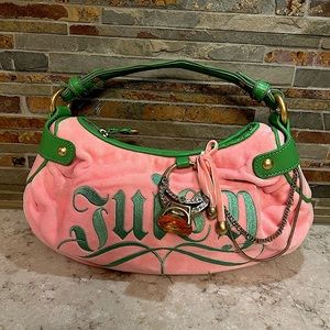 Engagement Juicy Couture purse